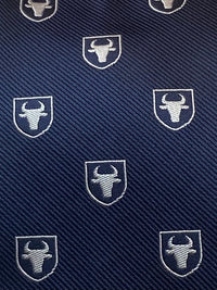 Corbata Azul Oscuro Logo Blanco