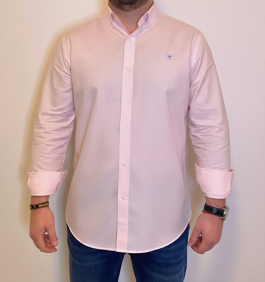Camisa Oxford Blanca Rayas Rosas Desgastado Logo Azul Celeste