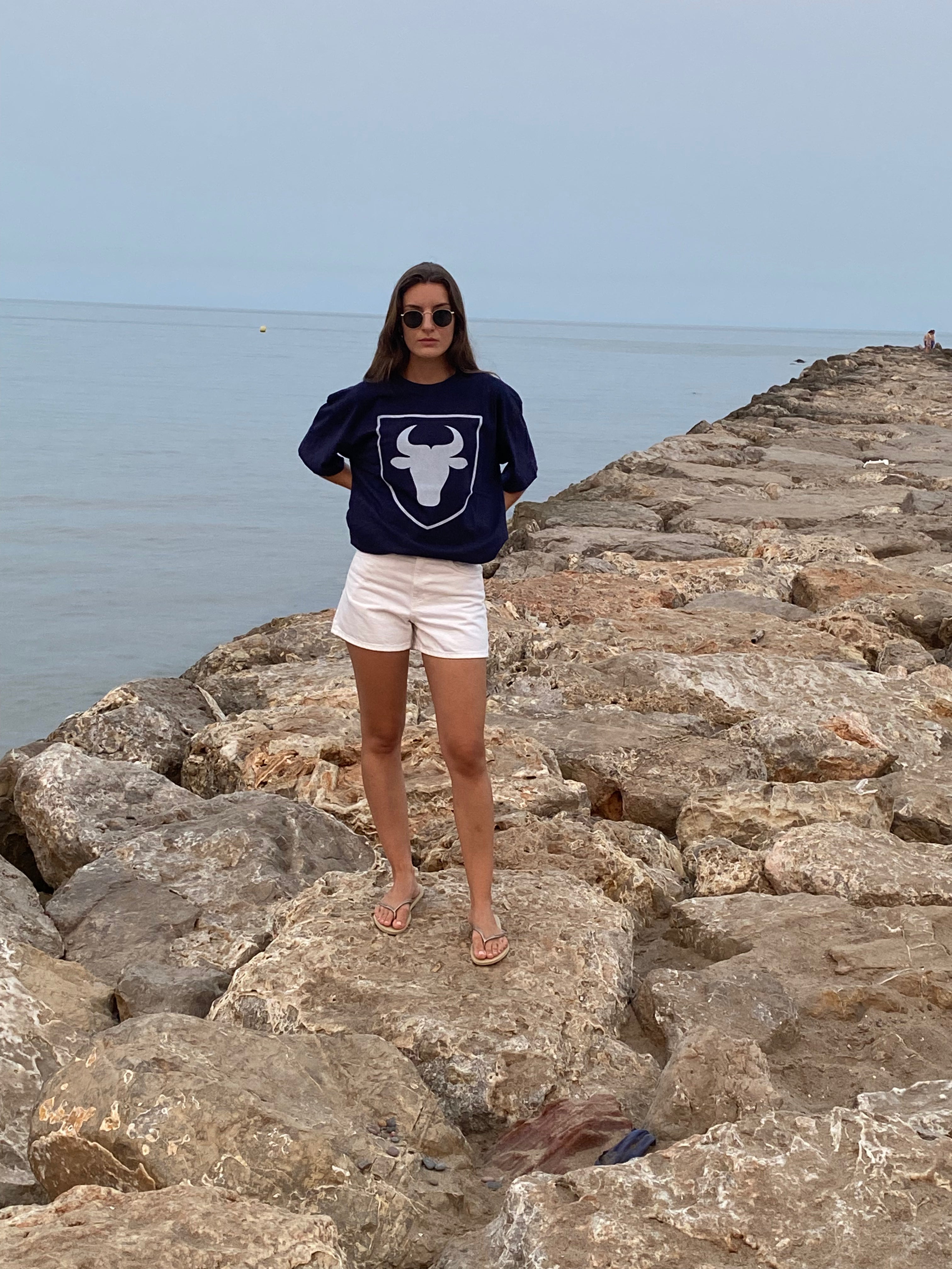 Camiseta La Taurina Azul Marino - Sport Clásica