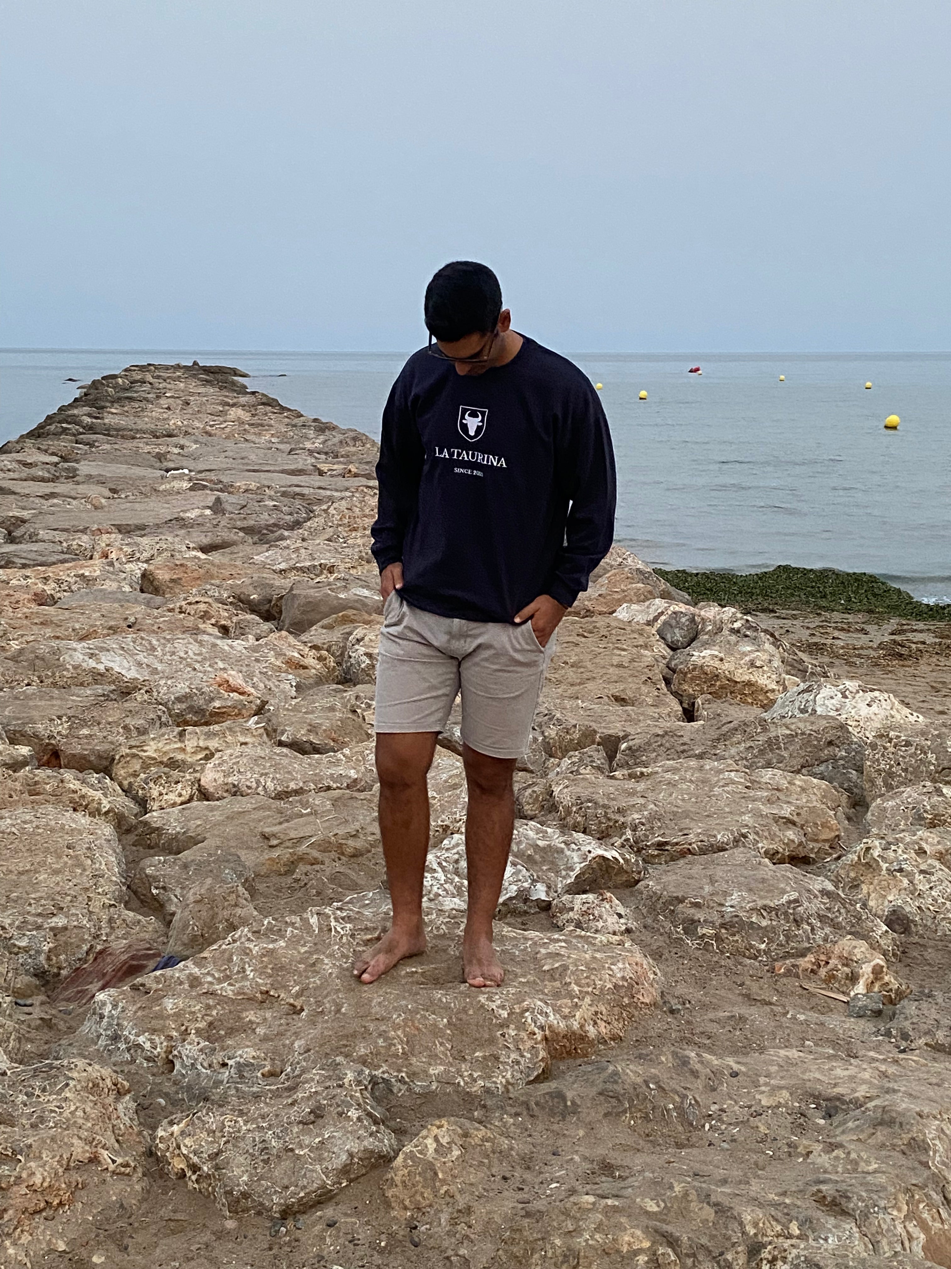 Sudadera La Taurina Azul Marino - Entretiempo Oversize
